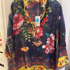 Long sleeved silk tunic never worn